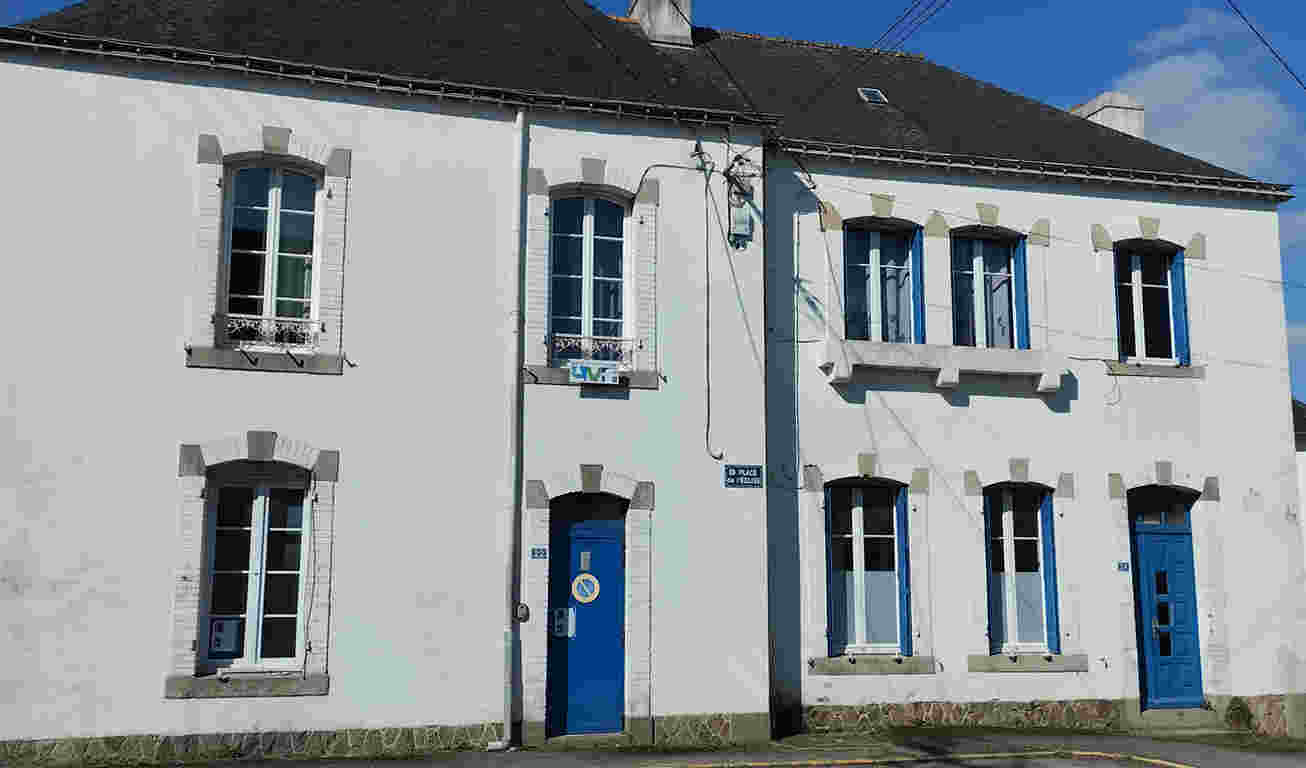 Salles de la place de l'église